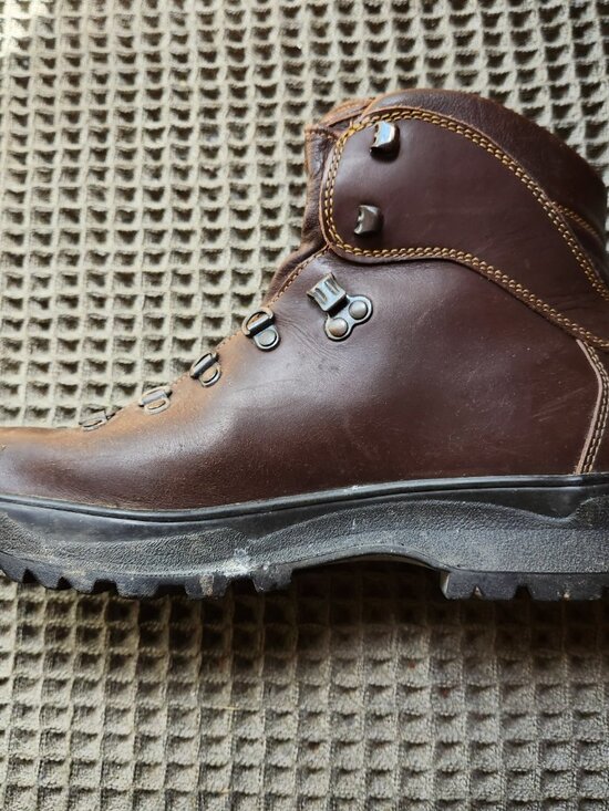 LL Bean Cresta Vibram Gore-Tex Boots Brown Leather Hiking Mens 8.5 Womens 10 Vtg main image 6